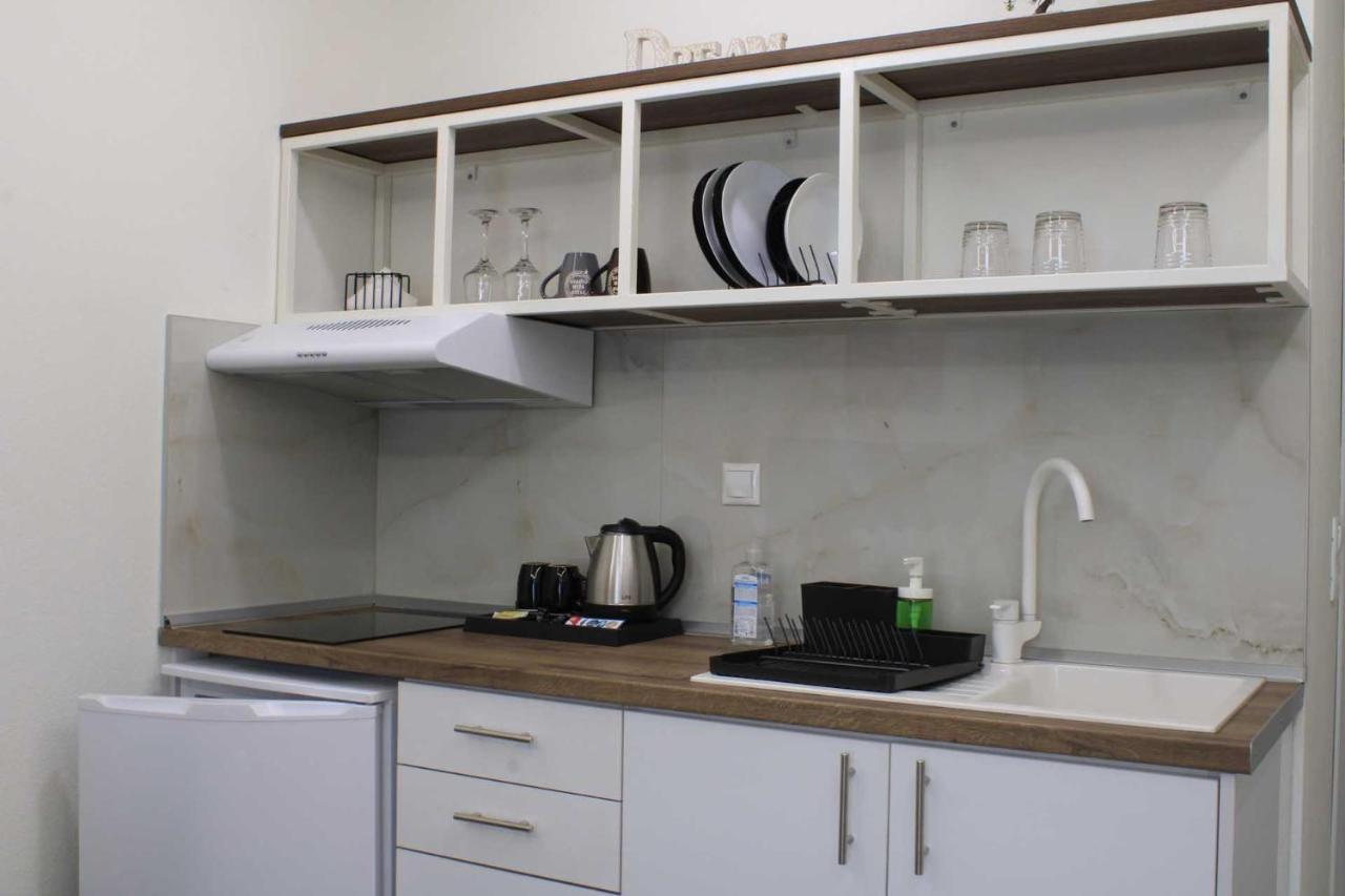 My Place Luxury Apartments เนโอสมาร์มาราส ภายนอก รูปภาพ